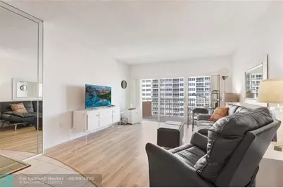 1980 S Ocean, Unit #10C, Hallandale Beach, FL 33009 - Photo 5