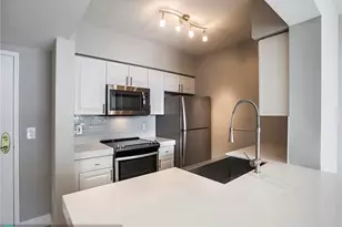 1040 Seminole Dr, Fort Lauderdale, FL 33304 - Photo 3