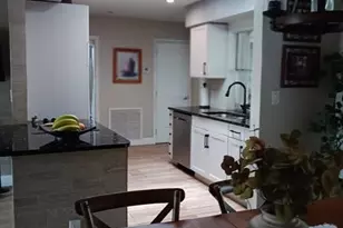 8204 NW 100th Terrace, Tamarac, FL 33321 - Photo 5