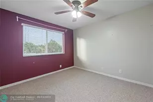 10772 SW 14th Pl, Davie, FL 33324 - Photo 17