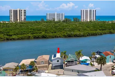 392  Nettles Blvd, Jensen Beach, FL 34957 - Photo 31