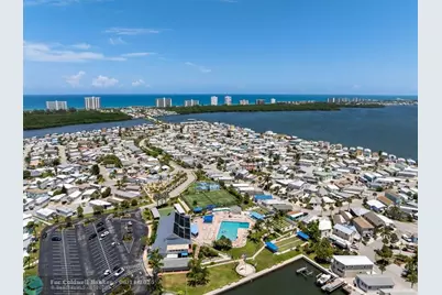 392  Nettles Blvd, Jensen Beach, FL 34957 - Photo 39