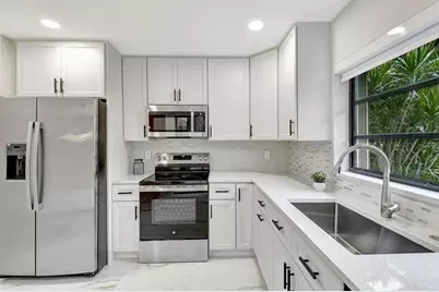 4724  Greentree Cir, Unit #B, Boynton Beach, FL 33436 - Photo 5