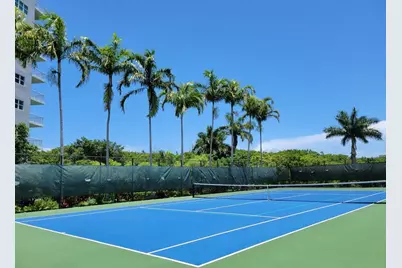 15051 Royal Oaks Lane #902, Miami, FL 33181 - Photo 11