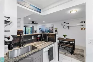 825 NW 13th St, Boca Raton, FL 33486 - Photo 9