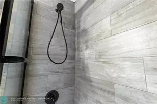 825 NW 13th St, Boca Raton, FL 33486 - Photo 17