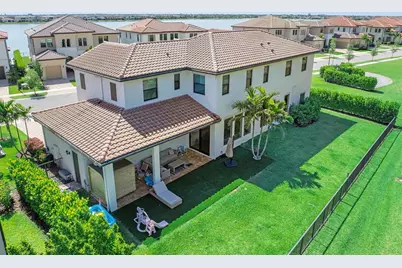 9015 W Parkland Bay Trl, Parkland, FL 33076 - Photo 3