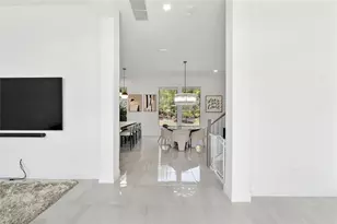 9015 W Parkland Bay Trl, Parkland, FL 33076 - Photo 7