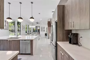 9015 W Parkland Bay Trl, Parkland, FL 33076 - Photo 13