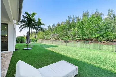 9015 W Parkland Bay Trl, Parkland, FL 33076 - Photo 45