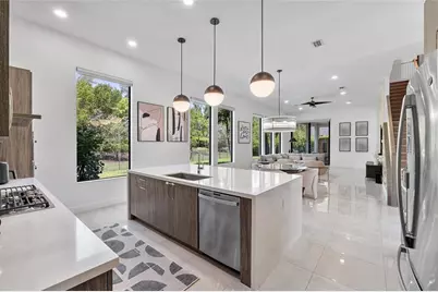 9015 W Parkland Bay Trl, Parkland, FL 33076 - Photo 9