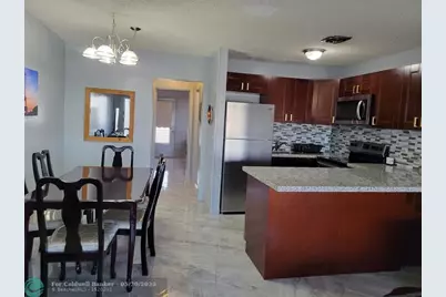 800 SW 11th Ave, Unit #17, Hallandale Beach, FL 33009 - Photo 1
