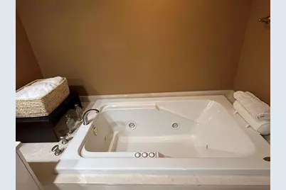 16500  Collins Ave, Unit #2052, Sunny Isles Beach, FL 33160 - Photo 25