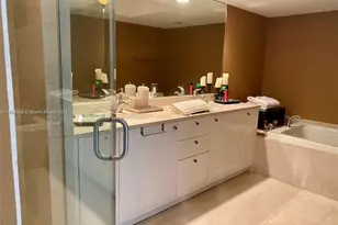 16500 Collins Ave, Sunny Isles Beach, FL 33160 - Photo 23