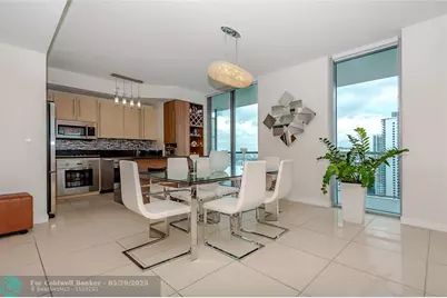 1111 SW 1st Ave, Unit #Ph3920, Miami, FL 33130 - Photo 1