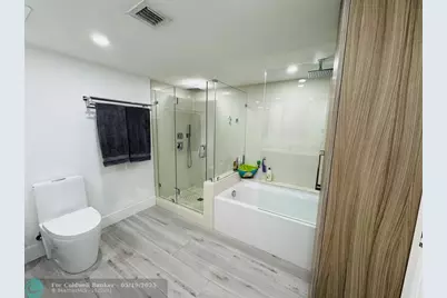 1133 102nd Street #801, Bay Harbor Islands, FL 33154 - Photo 15