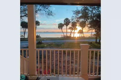 717 S Indian River Dr, Fort Pierce, FL 34950 - Photo 3