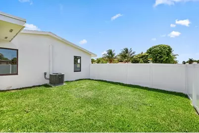 3349  El Vedado Ct, West Palm Beach, FL 33405 - Photo 37
