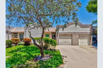 18940  Stewart Cir, Unit #2, Boca Raton, FL 33496 - Photo 1