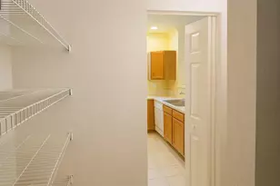 3261 Laurel Ridge Cir, Riviera Beach, FL 33404 - Photo 5