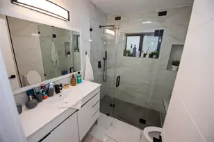 18560 NE 20th Ct, North Miami Beach, FL 33179 - Photo 15