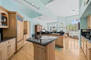 2342 NE 26th St, Lighthouse Point, FL 33064 - Photo 35