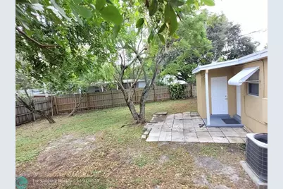 4870 NE 16th Avenue, Pompano Beach, FL 33064 - Photo 13