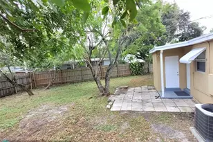 4870 NE 16th Ave, Pompano Beach, FL 33064 - Photo 13