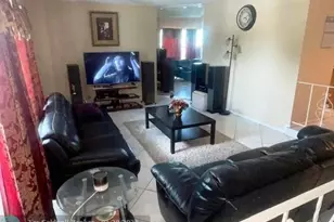 4220 NW 51st Ave, Lauderdale Lakes, FL 33319 - Photo 11