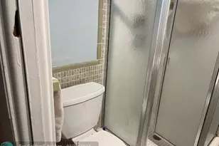 4220 NW 51st Ave, Lauderdale Lakes, FL 33319 - Photo 13