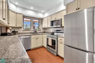 1311 NE 42nd St, Oakland Park, FL 33334 - Photo 19