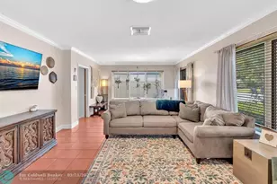 1311 NE 42nd St, Oakland Park, FL 33334 - Photo 11