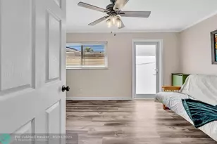 1311 NE 42nd St, Oakland Park, FL 33334 - Photo 37