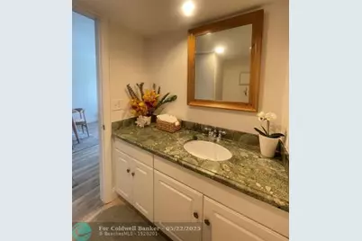 2708 NE 14th Street Cswy, Unit #2, Pompano Beach, FL 33062 - Photo 19