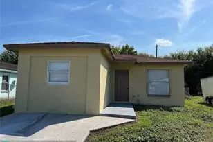 312 Carissa Dr, Pahokee, FL 33476 - Photo 13