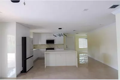 1765 SW 112th Av, Davie, FL 33325 - Photo 9