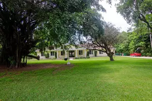 1765 SW 112th Ave, Davie, FL 33325 - Photo 55