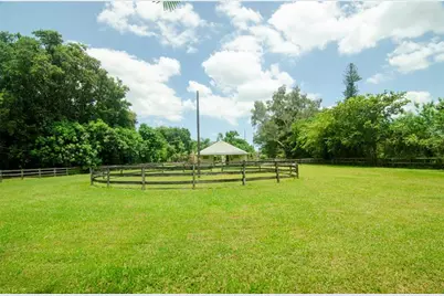 1765 SW 112th Av, Davie, FL 33325 - Photo 49