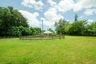 1765 SW 112th Ave, Davie, FL 33325 - Photo 49