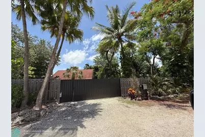 22990 SW 156th Ave, Unit #0, Miami, FL 33170 - Photo 3