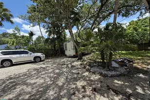 22990 SW 156th Ave, Miami, FL 33170 - Photo 39