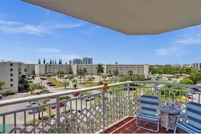 18041  Biscayne Blvd, Unit #503, Aventura, FL 33160 - Photo 25