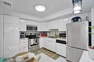 18041 SE Biscayne Blvd Unit, Aventura, FL 33160 - Photo 37