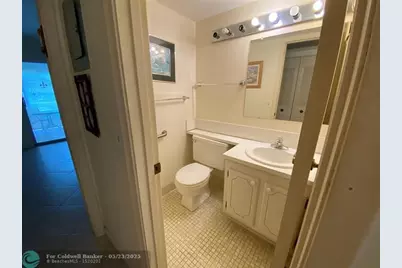 2025  Berkshire B, Unit #2025, Deerfield Beach, FL 33442 - Photo 7