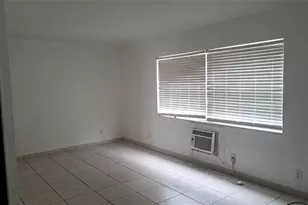 925 S K St, Lake Worth Beach, FL 33460 - Photo 3