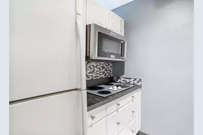 15600 NE 6th Ave, Unit #26B, Miami, FL 33162 - Photo 11