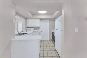 4922 NW 52nd St, Tamarac, FL 33319 - Photo 9