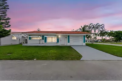 4922 NW 52nd St, Tamarac, FL 33319 - Photo 3