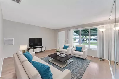 4922 NW 52nd St, Tamarac, FL 33319 - Photo 7