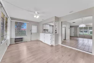 4922 NW 52nd St, Tamarac, FL 33319 - Photo 13